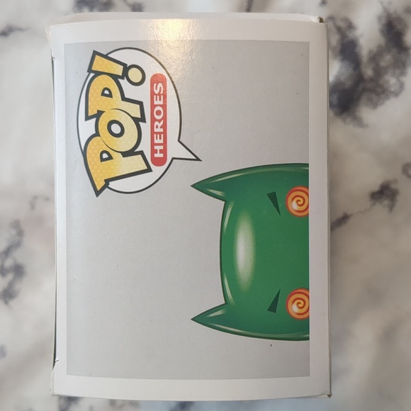 Funko Pop The Joker Batman. Loot Crate exclusive. - Picture 2 of 6